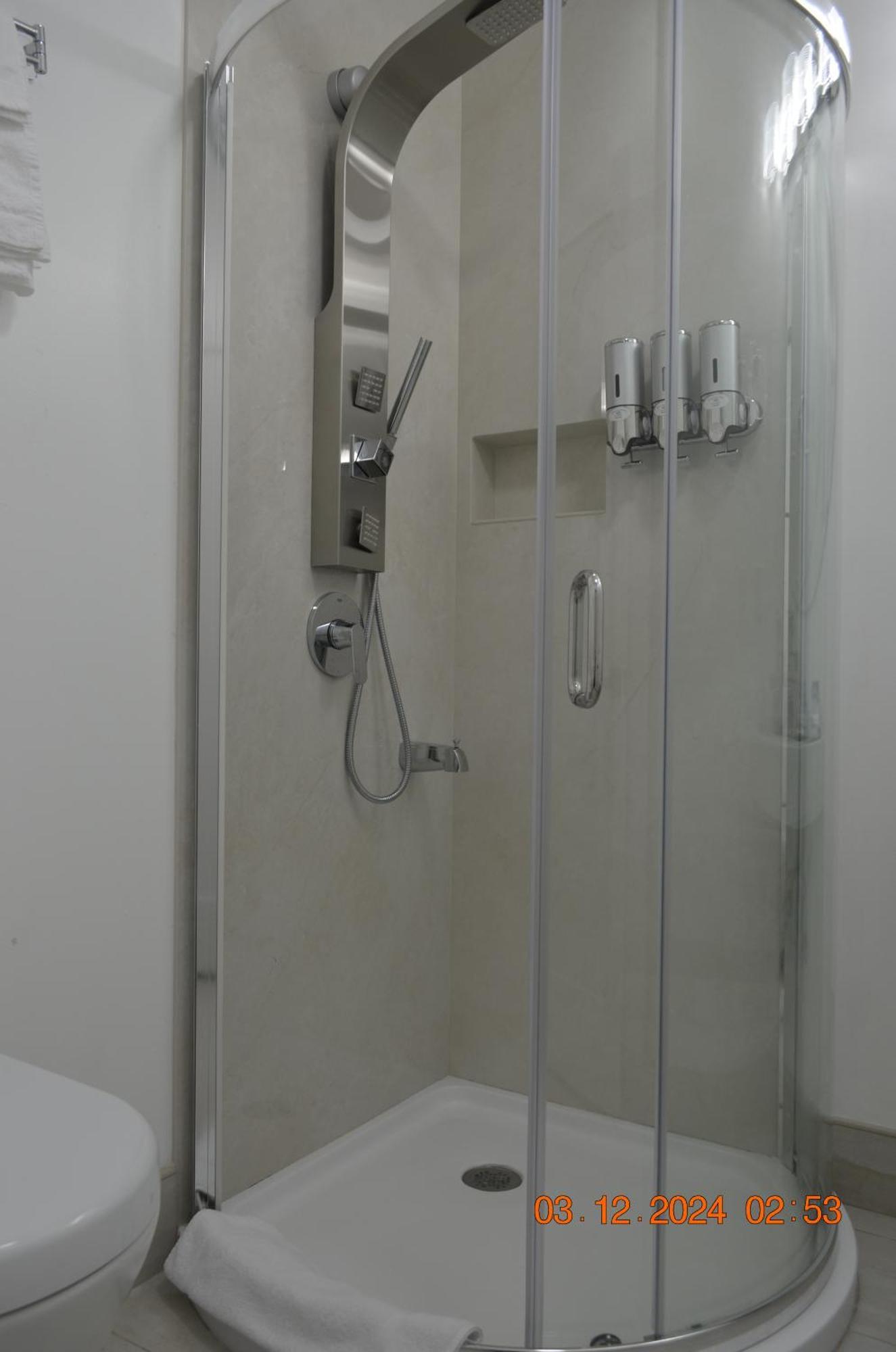 Dimond Abode Vacation Home #1 Oakland Dimond District Екстер'єр фото