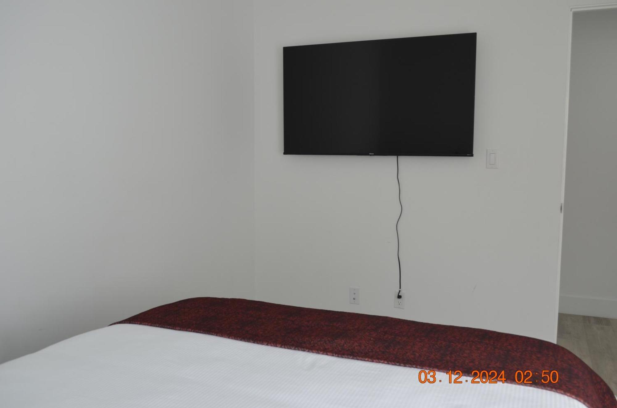 Dimond Abode Vacation Home #1 Oakland Dimond District Екстер'єр фото