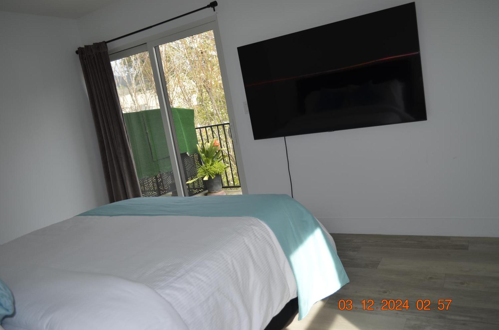 Dimond Abode Vacation Home #1 Oakland Dimond District Екстер'єр фото
